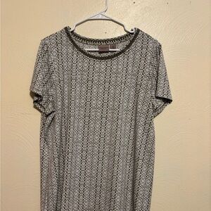 Chico's Easywear Olive and Cream Patterned Top